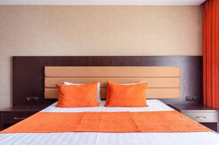 Мартон Лидер