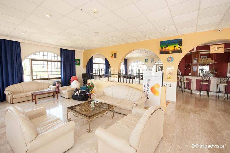 Cosmelenia Hotel Apartments