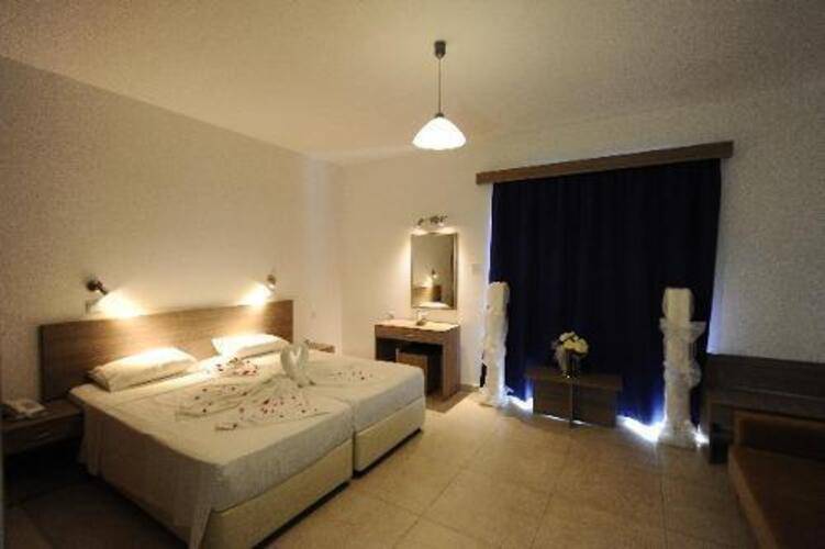 Cosmelenia Hotel Apartments