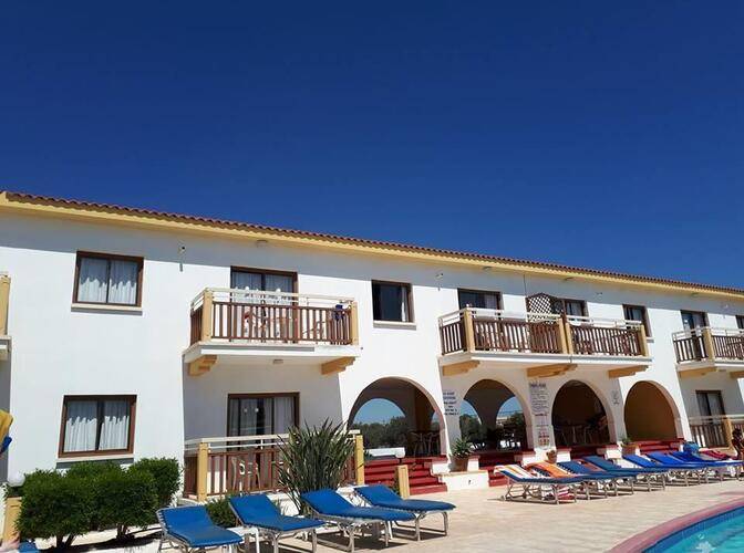 Cosmelenia Hotel Apartments