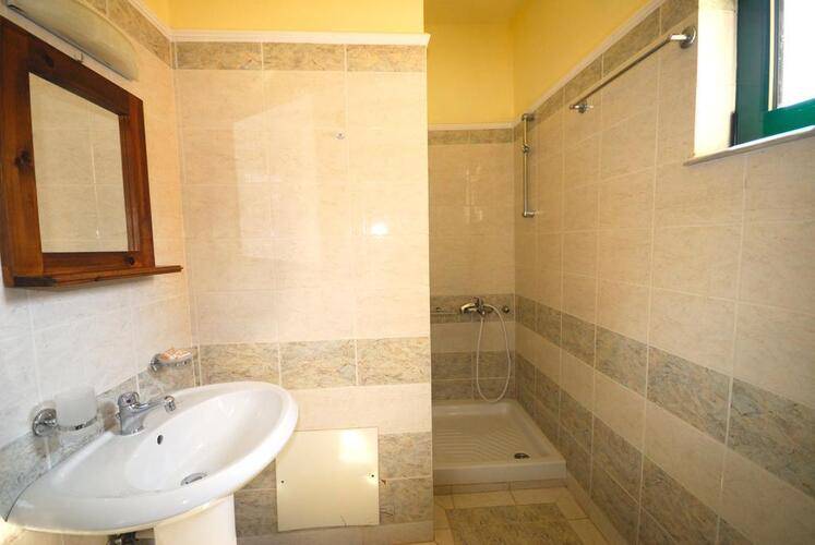 Aloni Suites