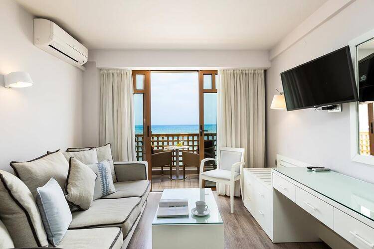 Ammos Suites
