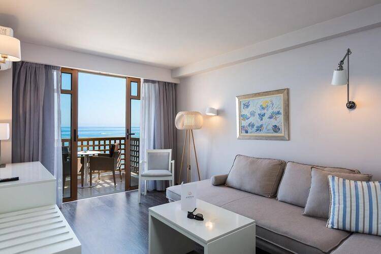 Ammos Suites