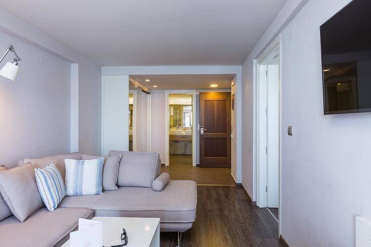 Ammos Suites
