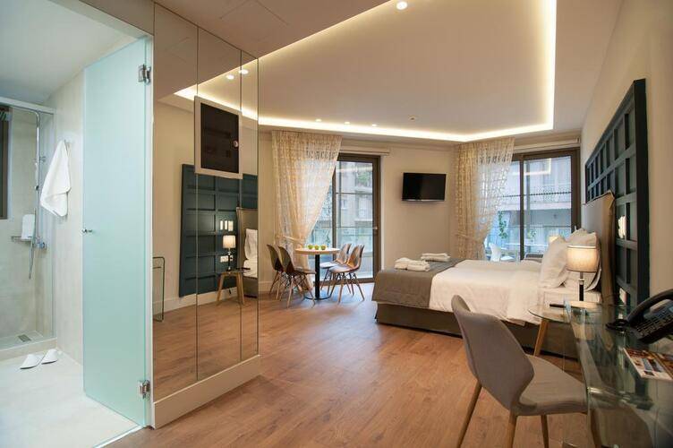 Athens Platinum Rooms And Suites