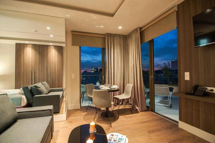 Athens Platinum Rooms And Suites