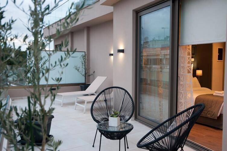 Athens Platinum Rooms And Suites
