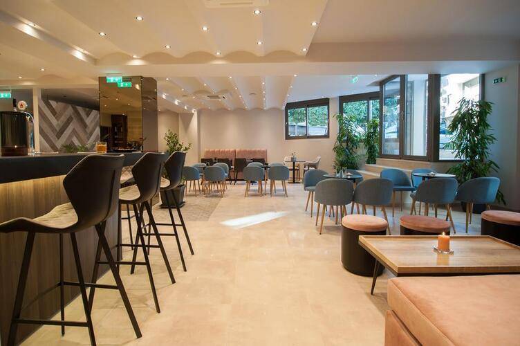 Athens Platinum Rooms And Suites