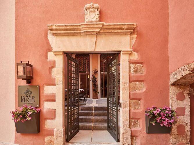 Domus Renier Boutique Hotel
