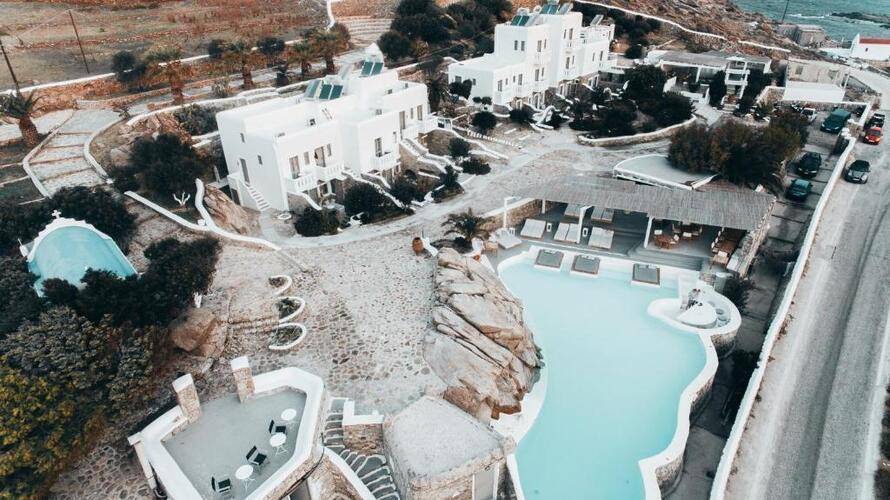 Dreambox Mykonos Suites