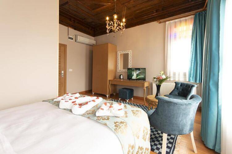 Acacia Mansion Hotel