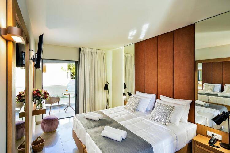 Elia Agia Marina Beach Hotel