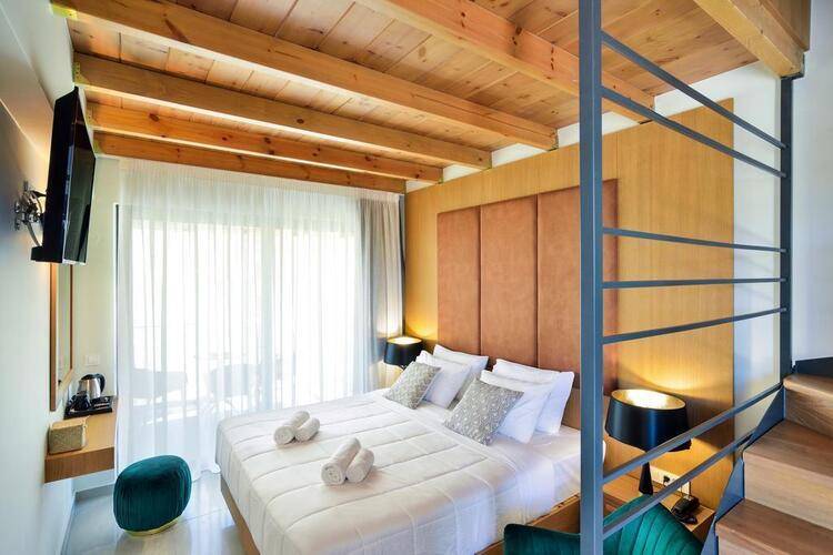 Elia Agia Marina Beach Hotel