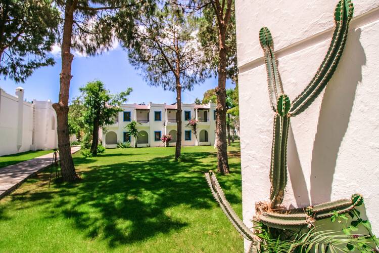 Club Muskebi Hotel
