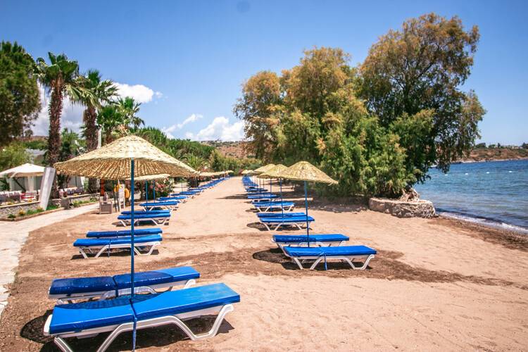 Club Muskebi Hotel