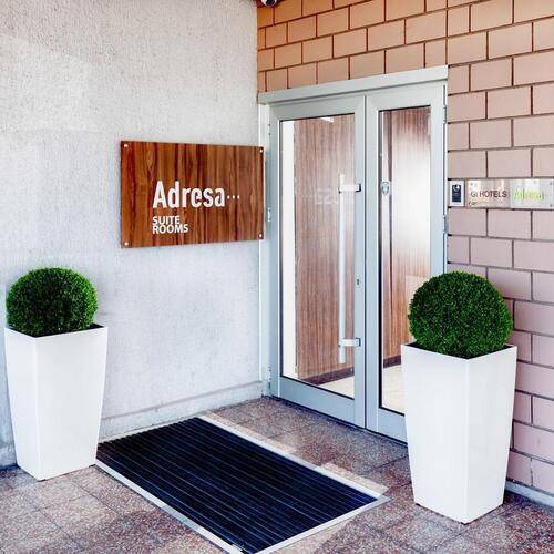 Adresa Hotel