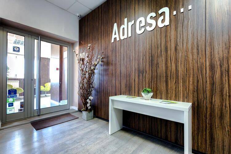 Adresa Hotel