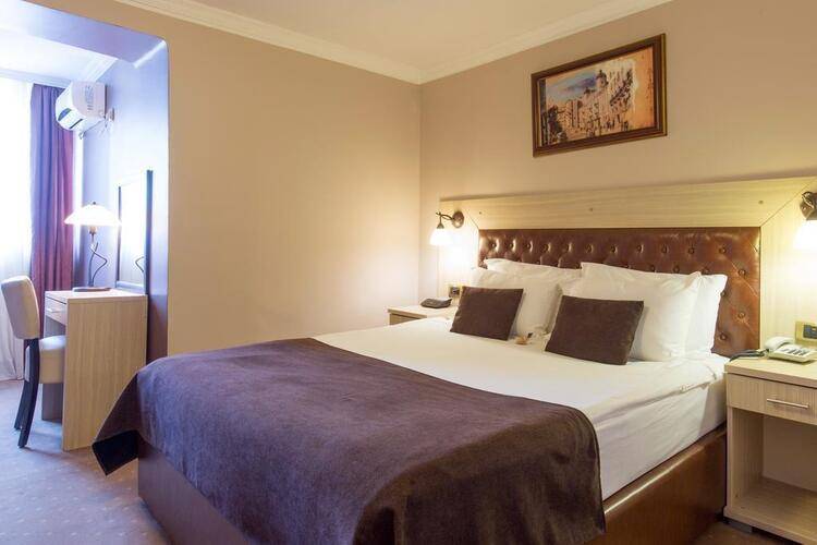 Belgrade City Hotel
