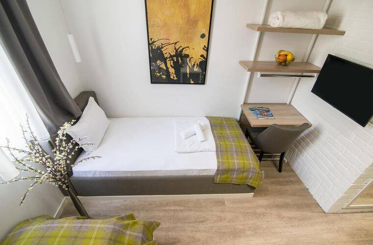 Belgrade Inn Garni Hotel