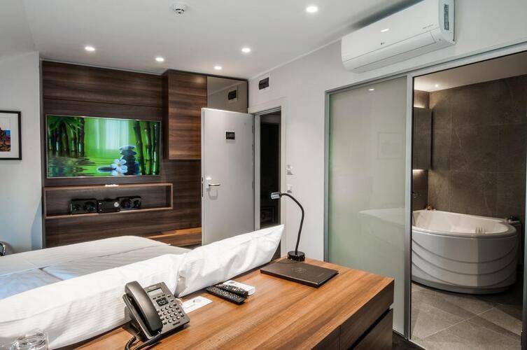 Best Western Premier Natalija Residence