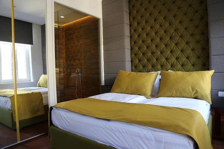 Boutique Rooms