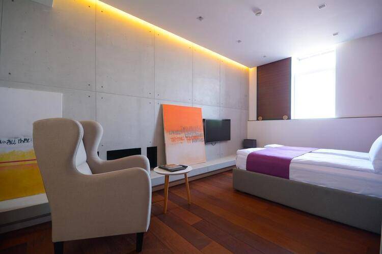 Boutique Rooms