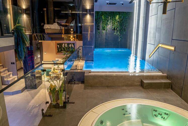 Central Park Residence