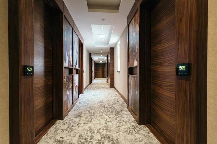 Central Point Hotel