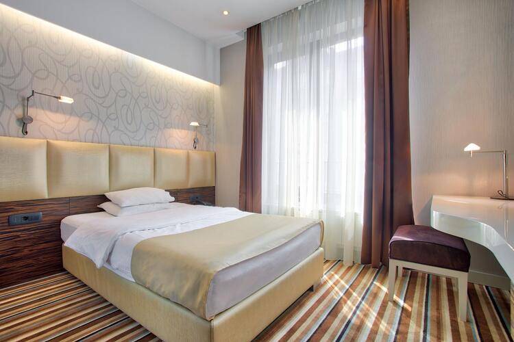Crystal Hotel Belgrade