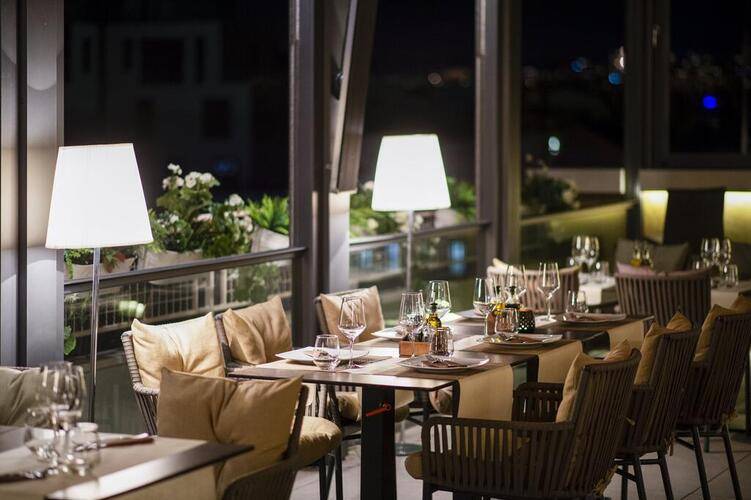 Crystal Hotel Belgrade