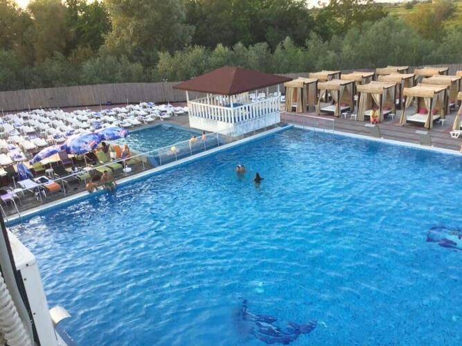 Flamingo Resort