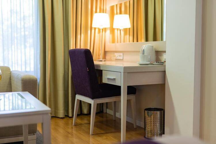 Hotel M