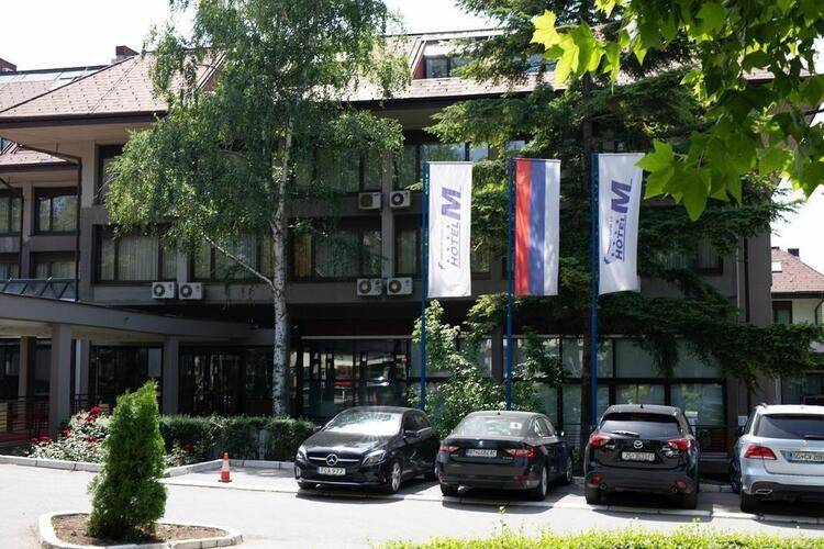 Hotel M