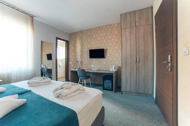 Hotel Mint