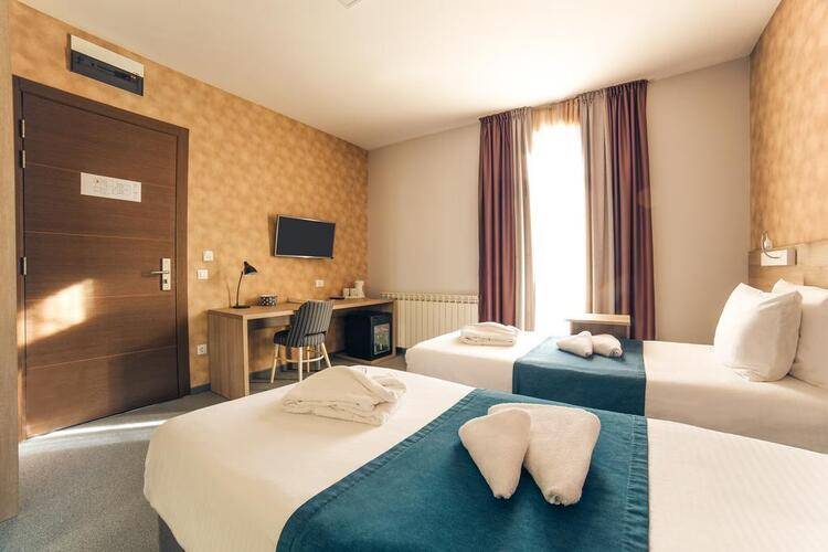 Hotel Mint