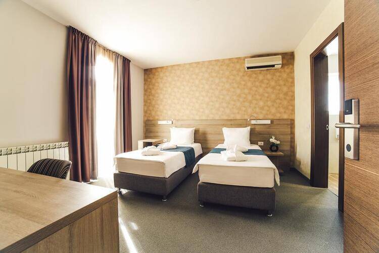 Hotel Mint