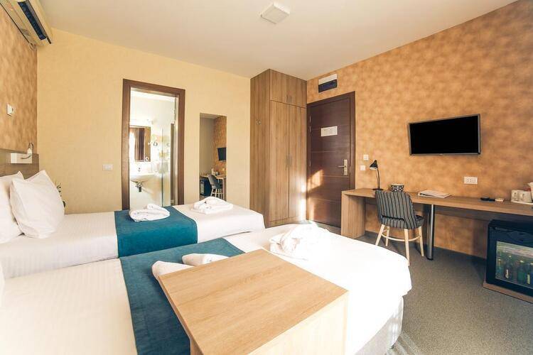 Hotel Mint