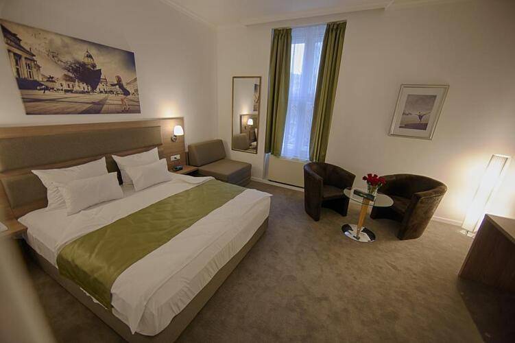 Hotel Opera