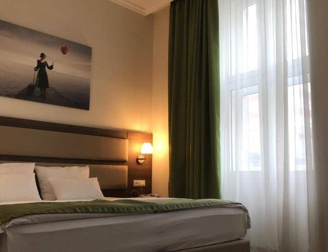 Hotel Opera