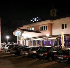 $item['hotel']['name']