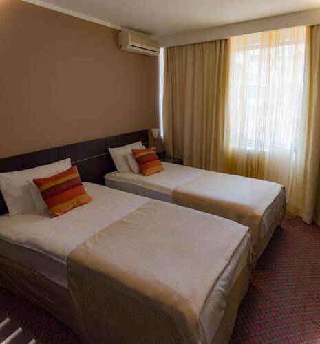 Golden Hill Hotel (Ex. Hotel Sumadija)