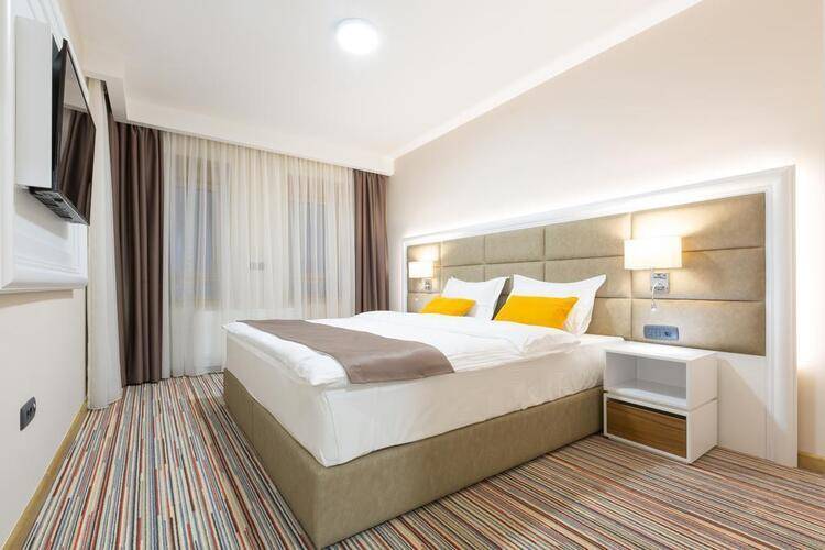 Hotel Tesla Smart Stay
