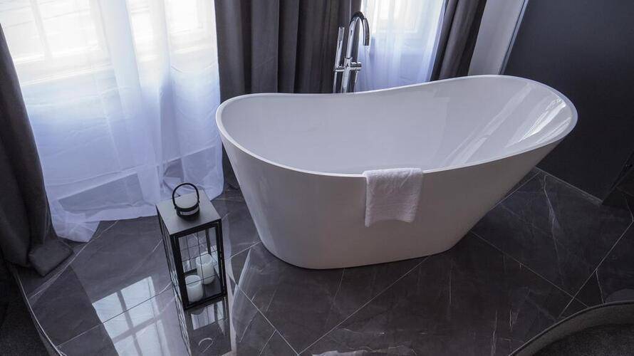 Kings Palace Suites