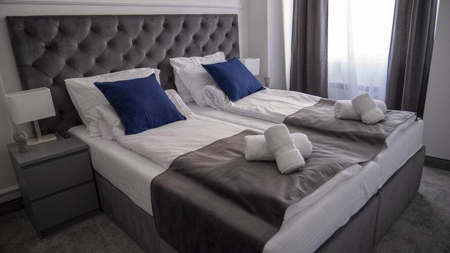 Kings Palace Suites