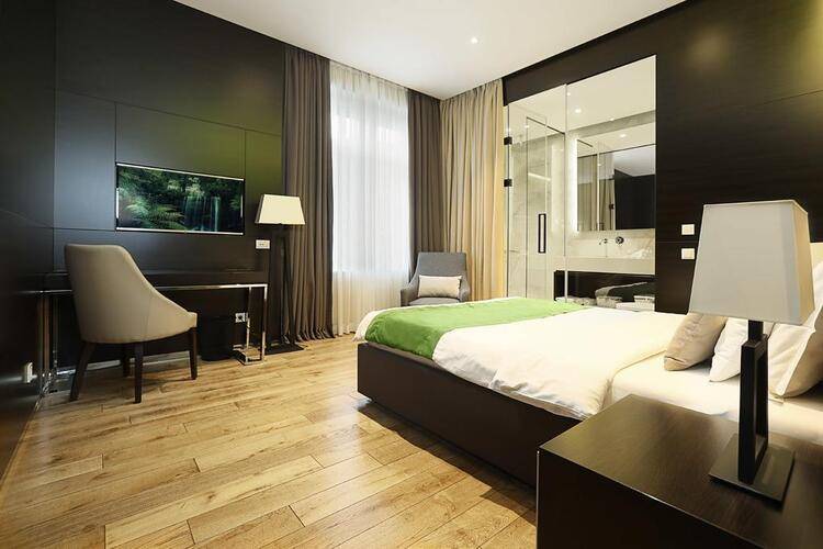 Maccani Luxury Suites