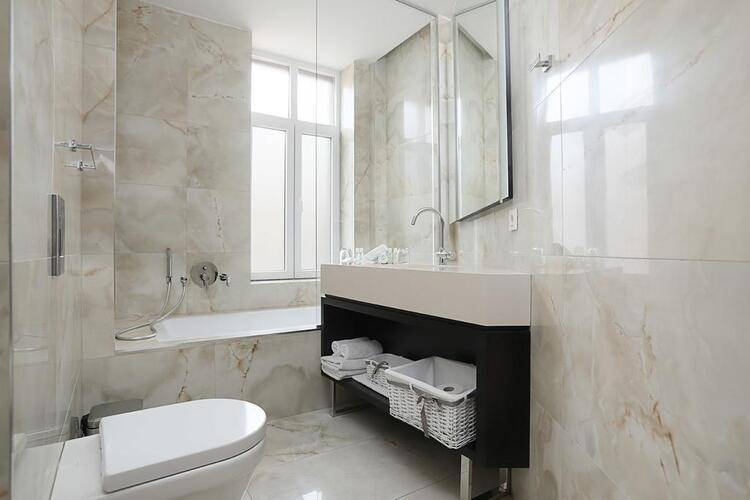Maccani Luxury Suites