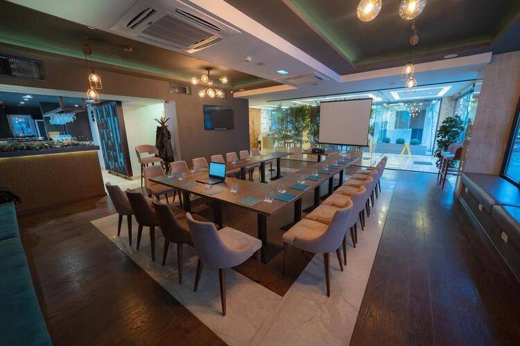 Mark Hotel