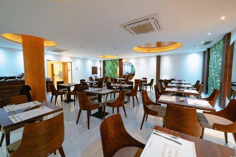 Mark Hotel