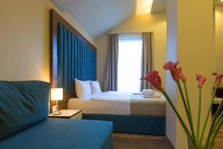 Marquise Hotel