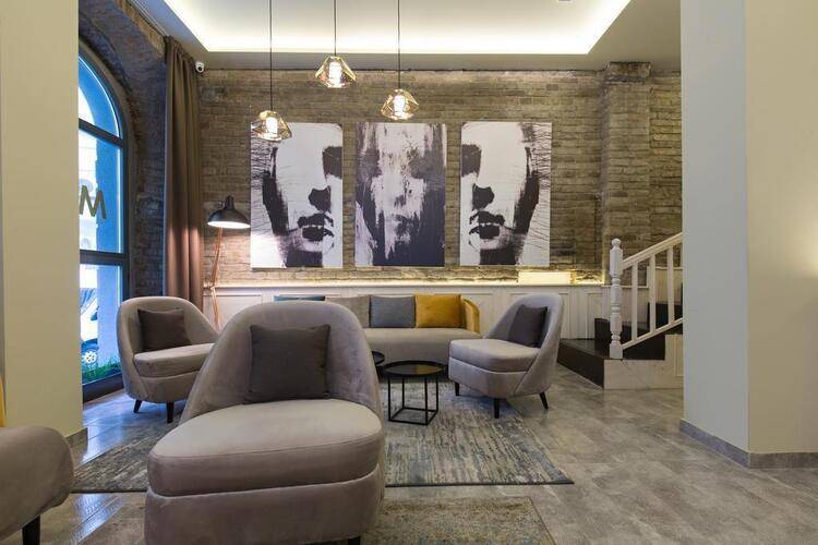 Marquise Hotel